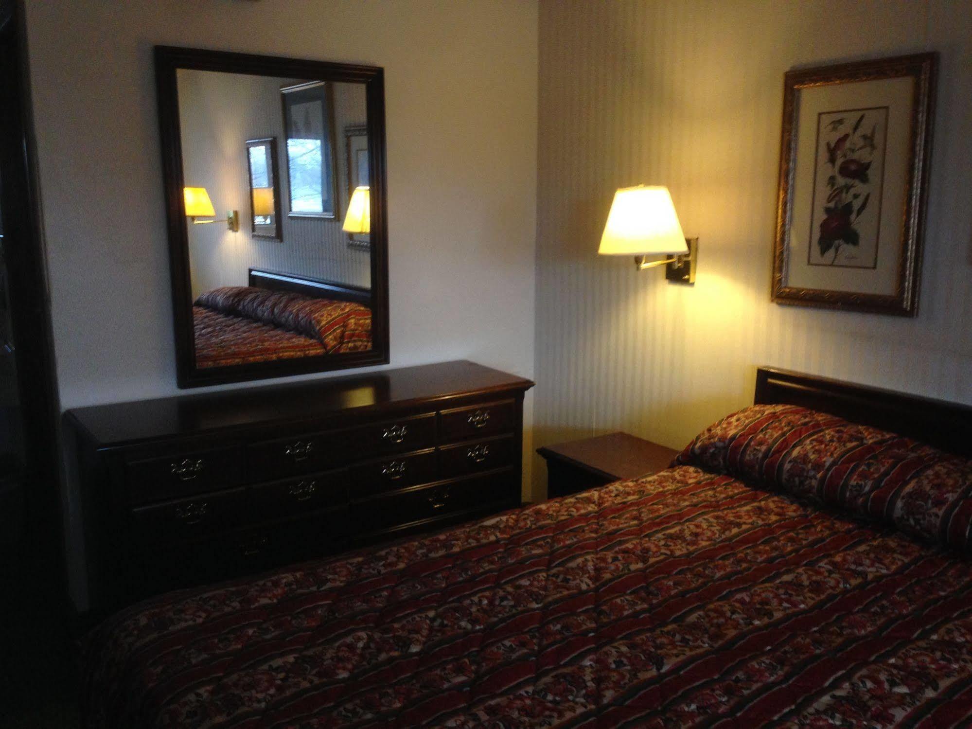 Continent Inn Колумбус Екстер'єр фото